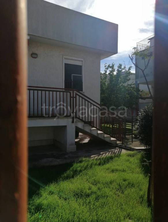 casa indipendente in vendita a Taranto in zona Solito-Corvisea