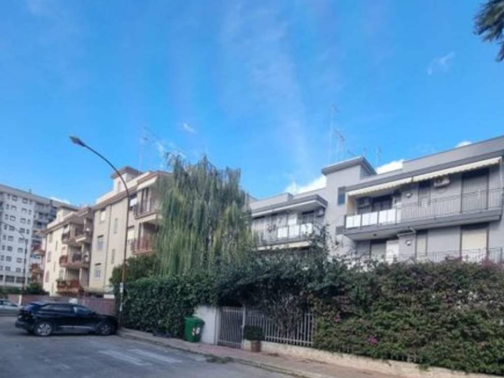 appartamento in vendita a Taranto in zona Solito-Corvisea