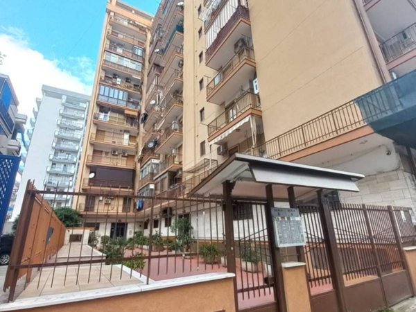 appartamento in vendita a Taranto in zona Italia-Montegranaro