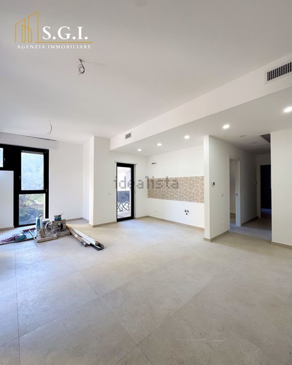 appartamento in vendita a Taranto in zona Solito-Corvisea