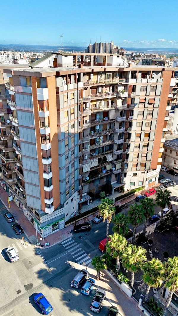 appartamento in vendita a Taranto in zona Italia-Montegranaro