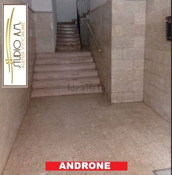 appartamento in vendita a Taranto in zona Tre Carrare-Battisti