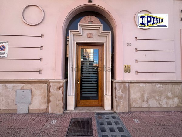 appartamento in vendita a Taranto in zona Borgo