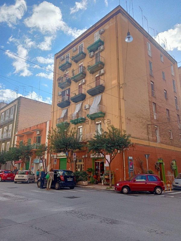 appartamento in vendita a Taranto in zona Italia-Montegranaro