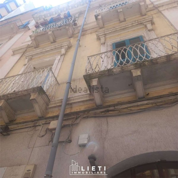 appartamento in vendita a Taranto in zona Borgo