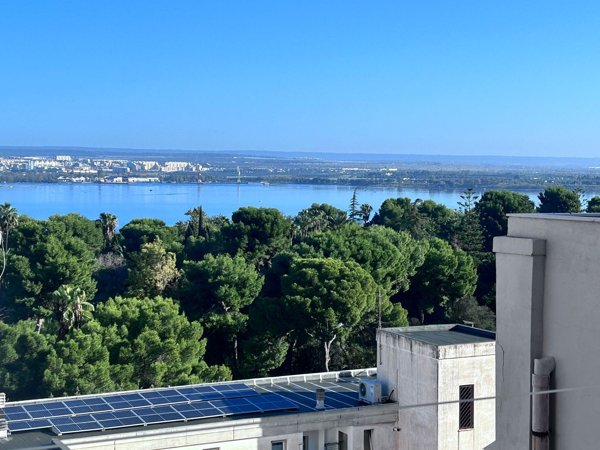 appartamento in vendita a Taranto in zona Borgo