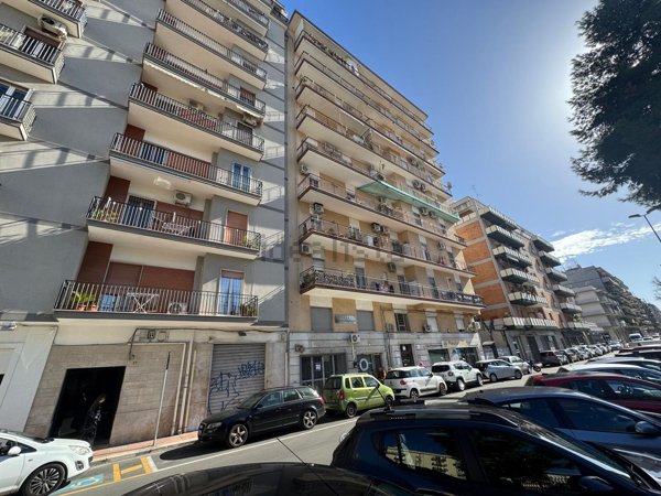appartamento in vendita a Taranto in zona Italia-Montegranaro