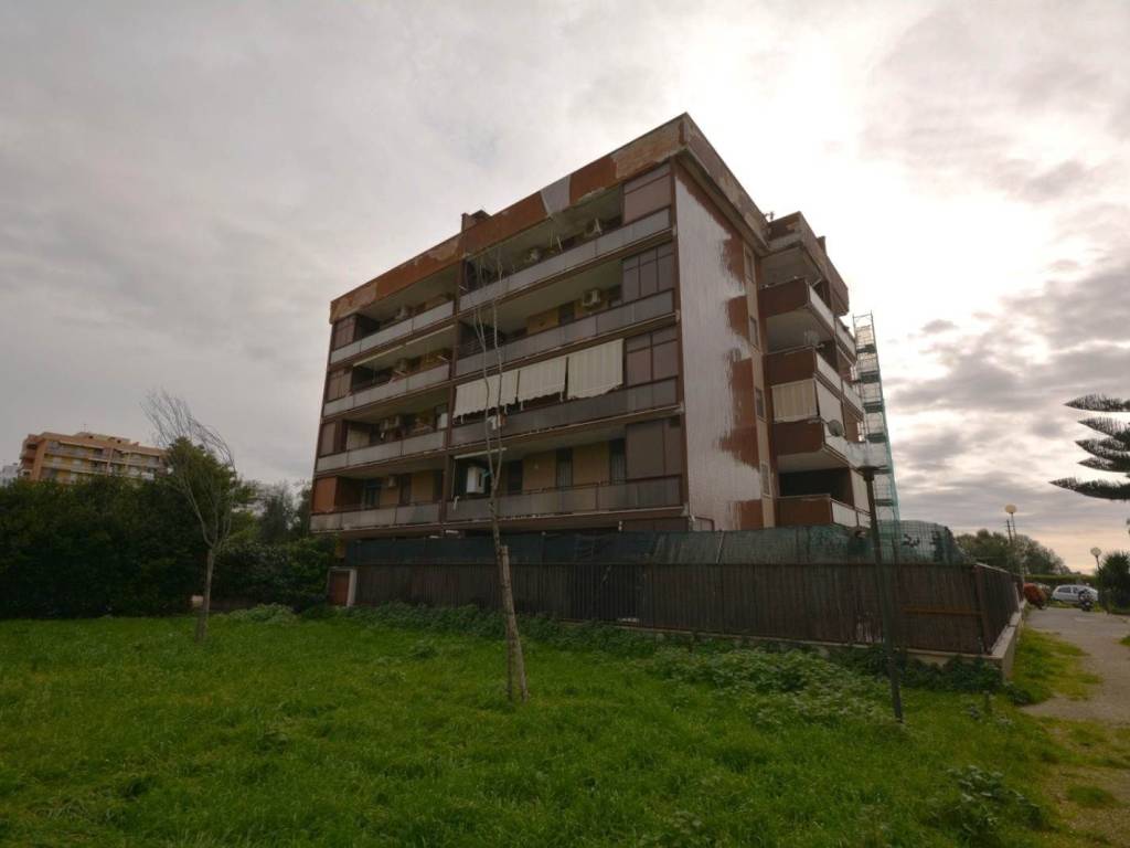 appartamento in vendita a Taranto in zona Solito-Corvisea