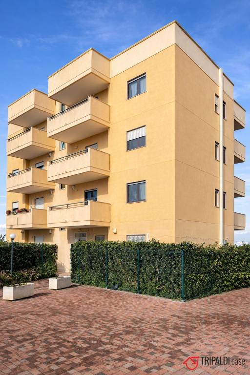 appartamento in vendita a Taranto in zona Talsano