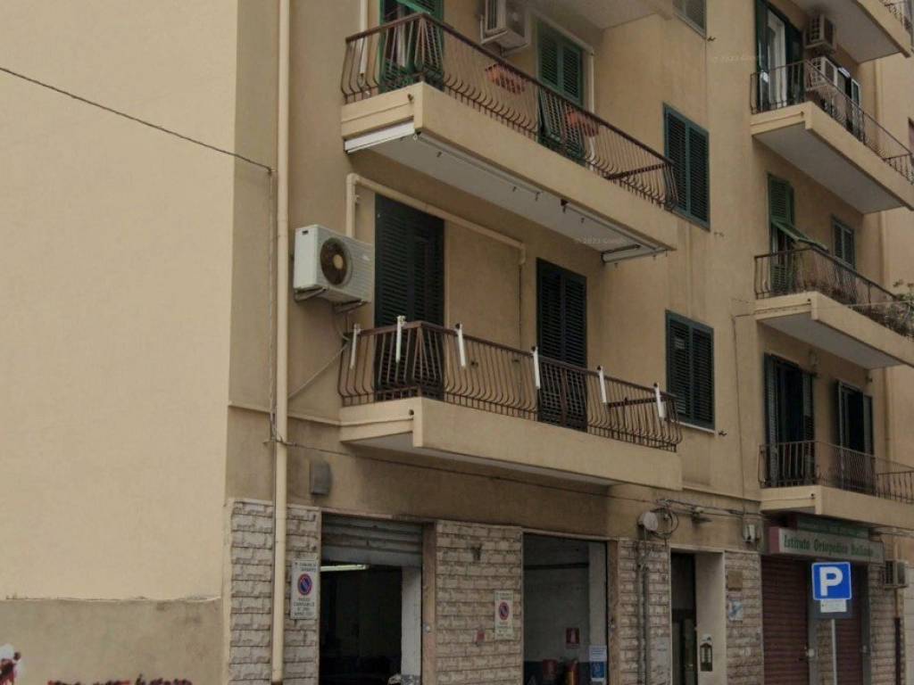 negozio in vendita a Taranto in zona Borgo