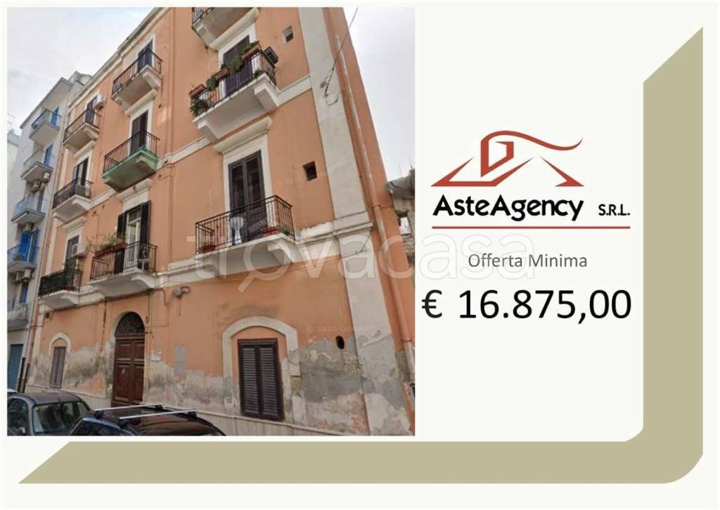 appartamento in vendita a Taranto in zona Tre Carrare-Battisti