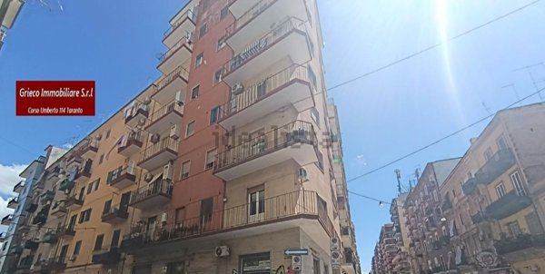 appartamento in vendita a Taranto in zona Tre Carrare-Battisti