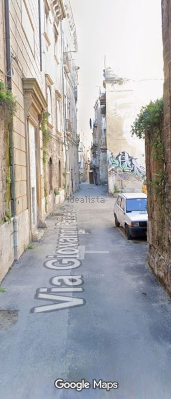 appartamento in vendita a Taranto in zona Borgo Antico