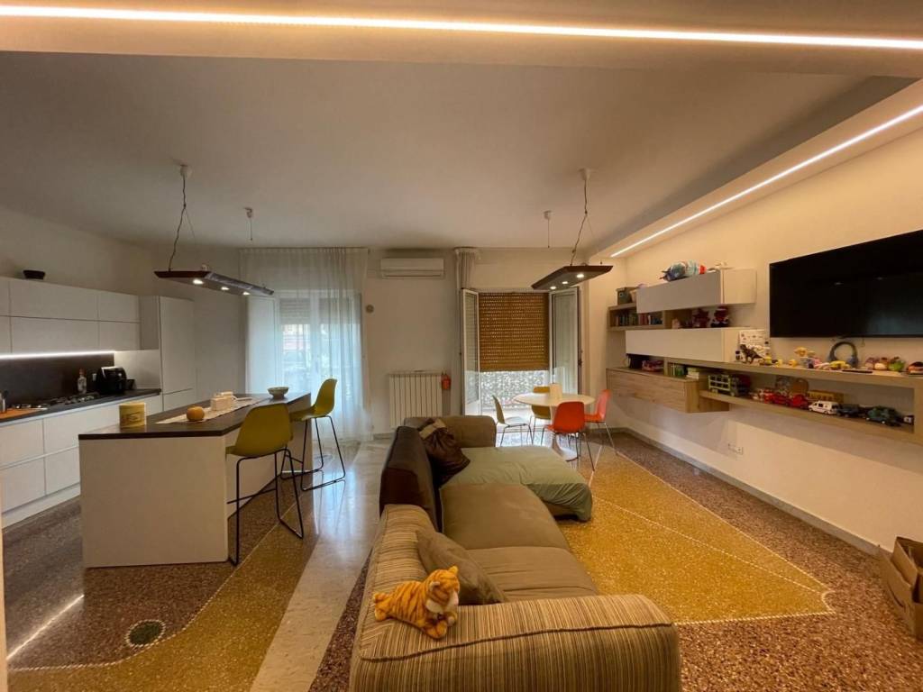 appartamento in vendita a Taranto in zona Borgo Antico