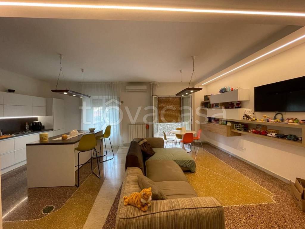 appartamento in vendita a Taranto in zona Borgo