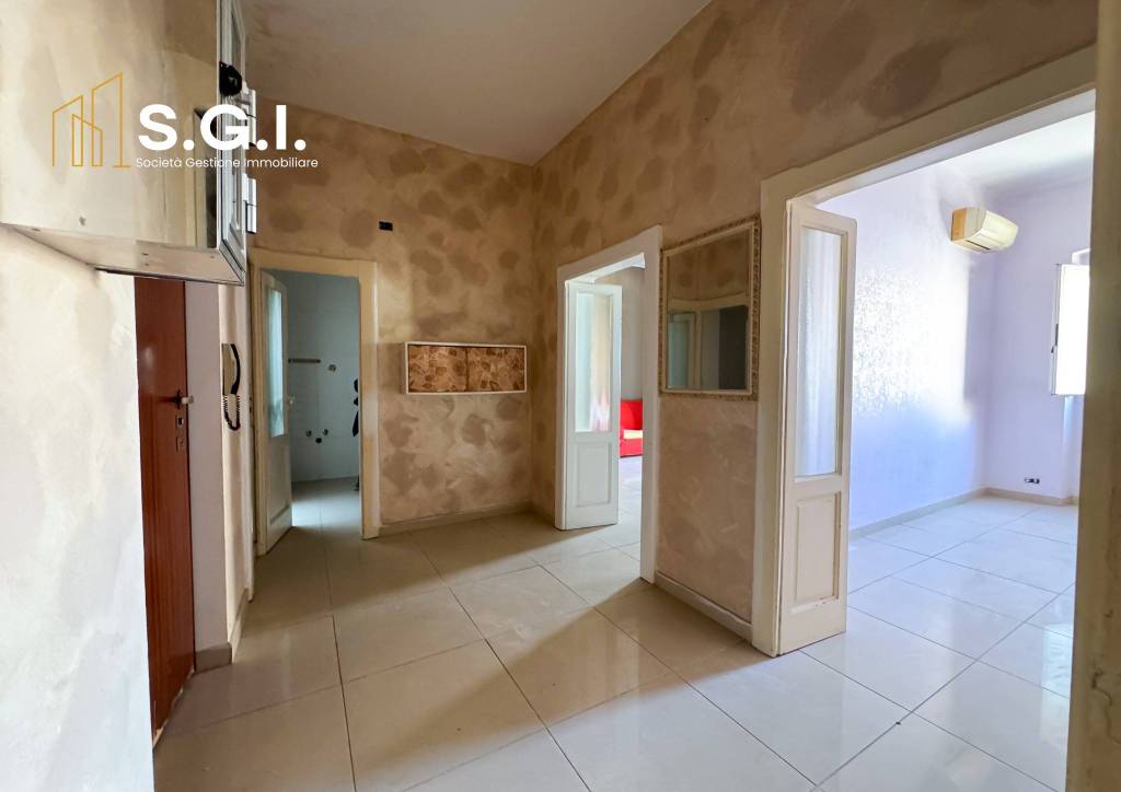 appartamento in vendita a Taranto in zona Tre Carrare-Battisti