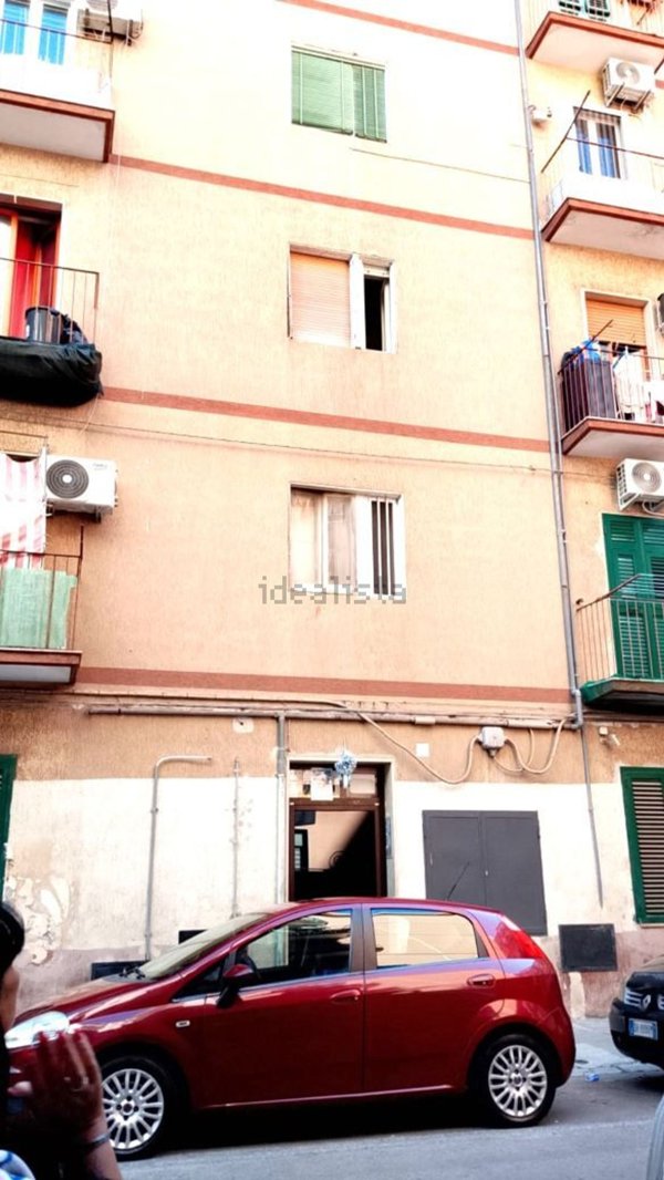 appartamento in vendita a Taranto in zona Italia-Montegranaro