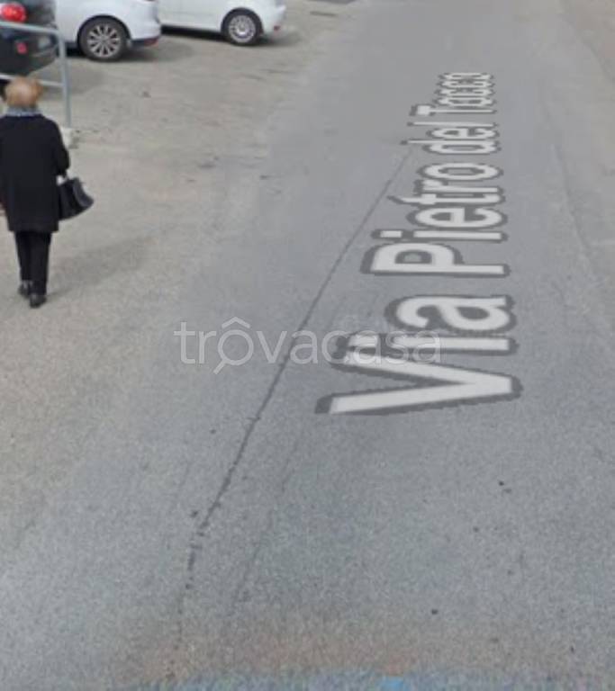 locale commerciale in vendita a Taranto in zona Talsano