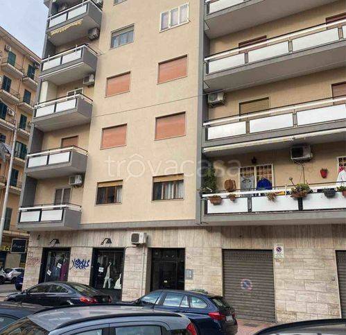 appartamento in vendita a Taranto in zona Tre Carrare-Battisti