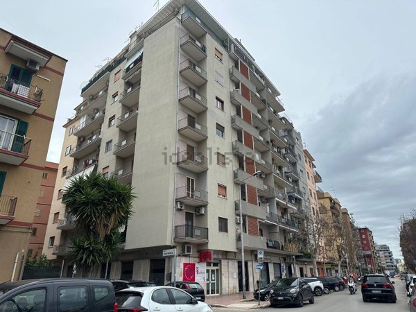 appartamento in vendita a Taranto in zona Tre Carrare-Battisti