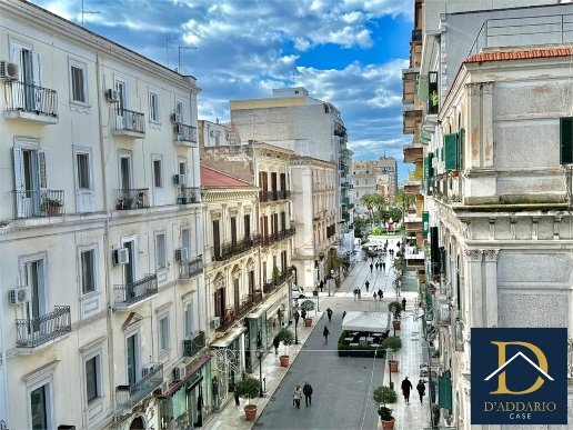 appartamento in vendita a Taranto in zona Borgo