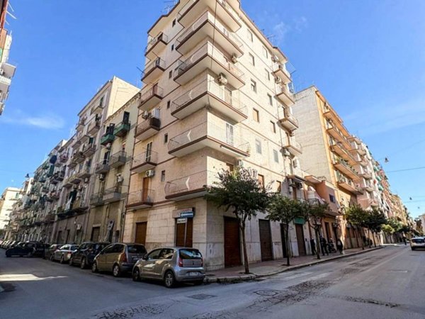 appartamento in vendita a Taranto in zona Italia-Montegranaro