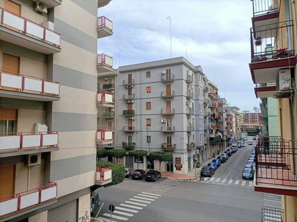 appartamento in vendita a Taranto in zona Italia-Montegranaro