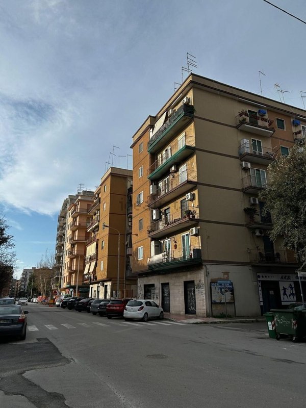 appartamento in vendita a Taranto