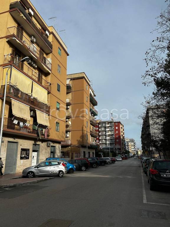 appartamento in vendita a Taranto in zona Tre Carrare-Battisti