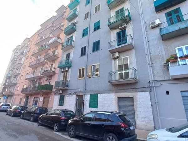 appartamento in vendita a Taranto in zona Tre Carrare-Battisti