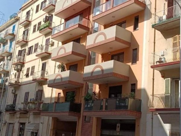 appartamento in vendita a Taranto in zona Tre Carrare-Battisti