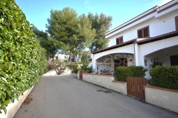 casa indipendente in vendita a Taranto in zona Carelli