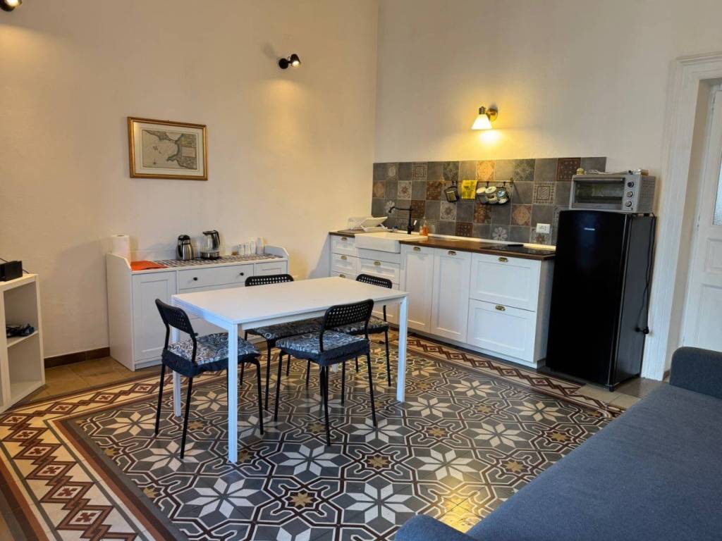 appartamento in vendita a Taranto in zona Borgo Antico