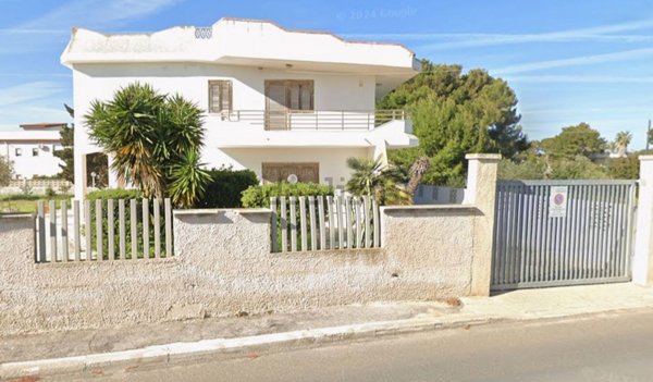 casa indipendente in vendita a Taranto in zona Lido Bruno