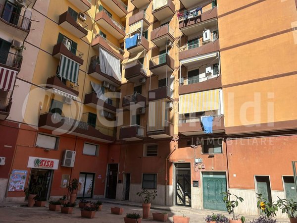 appartamento in vendita a Taranto in zona Tre Carrare-Battisti