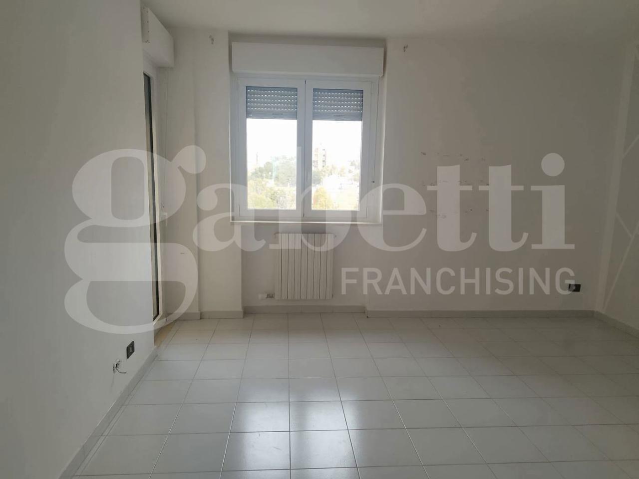 appartamento in vendita a Taranto in zona Paolo VI