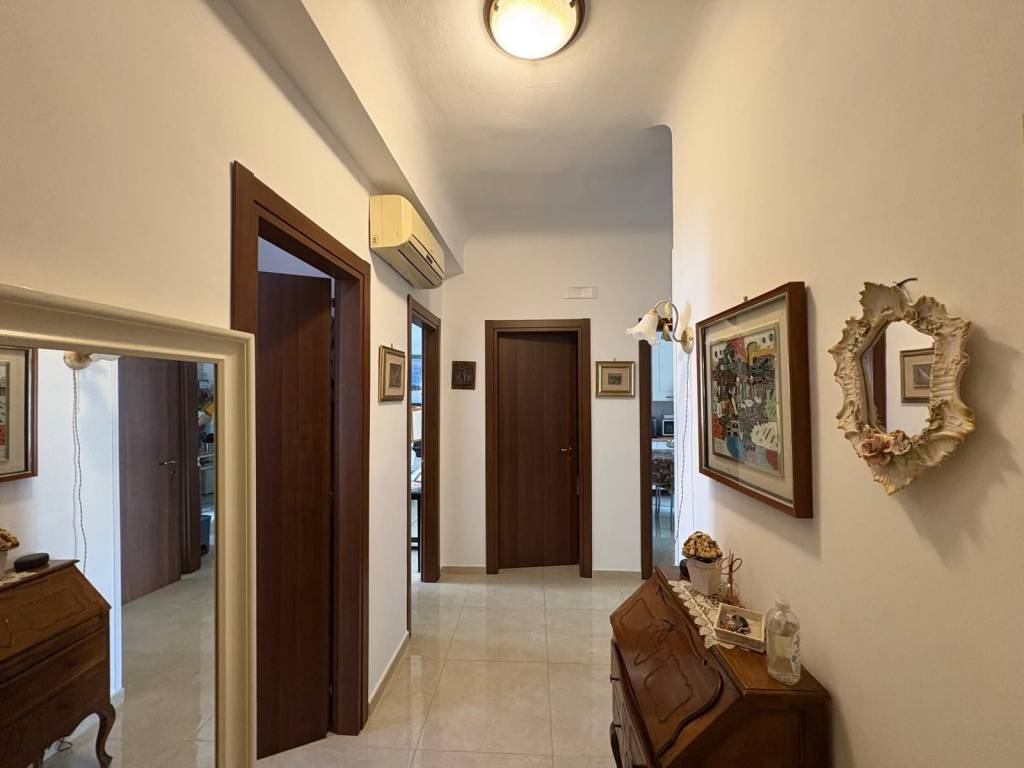 appartamento in vendita a Taranto in zona Borgo Antico