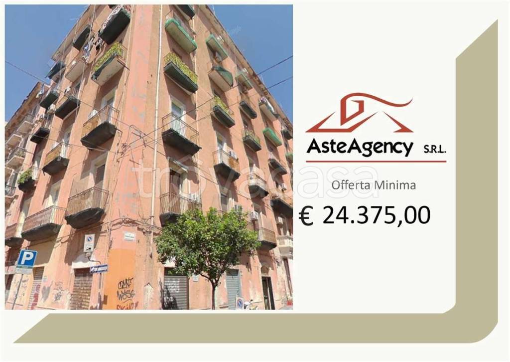 appartamento in vendita a Taranto in zona Borgo