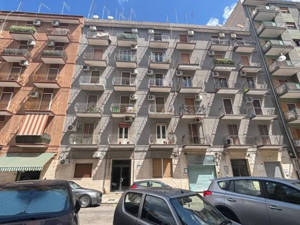 appartamento in vendita a Taranto in zona Tre Carrare-Battisti