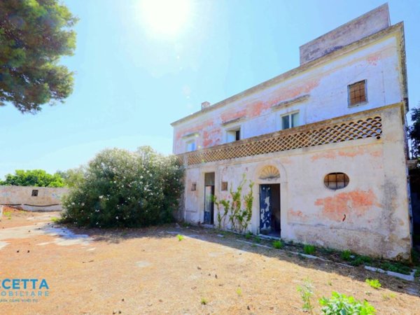 casa indipendente in vendita a Taranto in zona Talsano