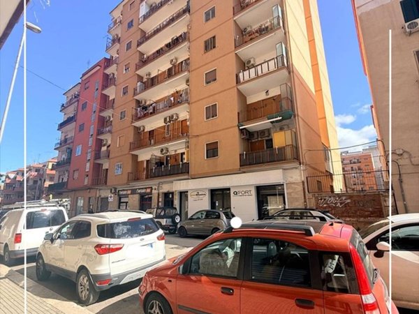 appartamento in vendita a Taranto in zona Tre Carrare-Battisti