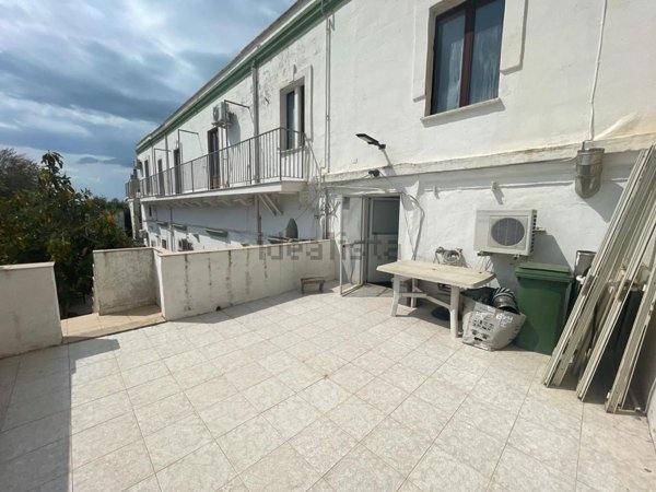 casa indipendente in vendita a Taranto