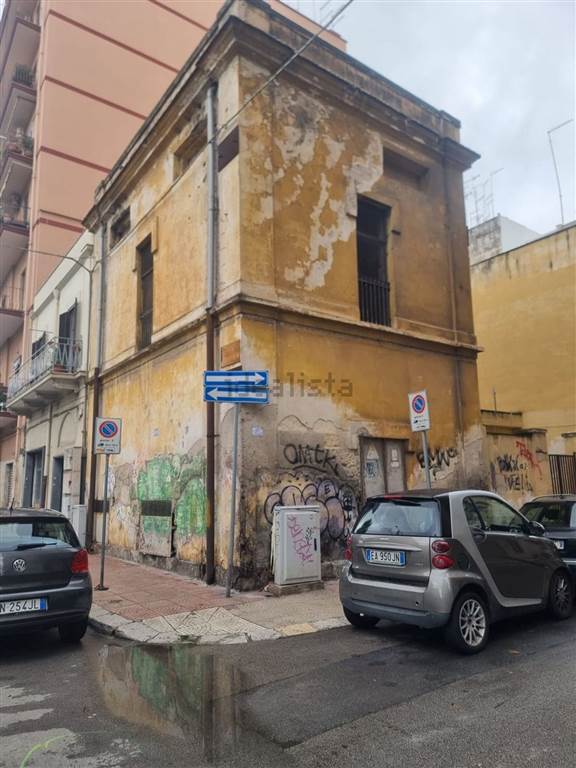 intera palazzina in vendita a Taranto