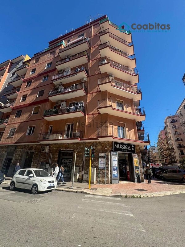 appartamento in vendita a Taranto in zona Tre Carrare-Battisti