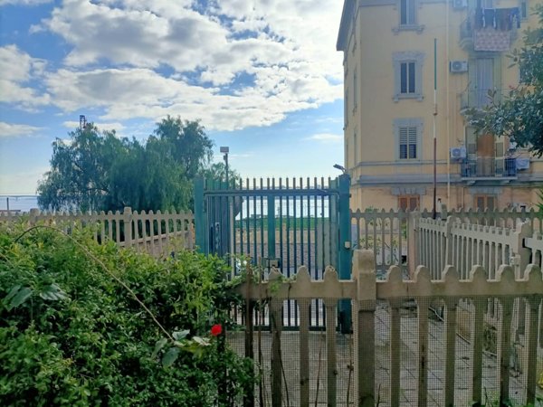 appartamento in vendita a Taranto in zona Tamburi-Croce