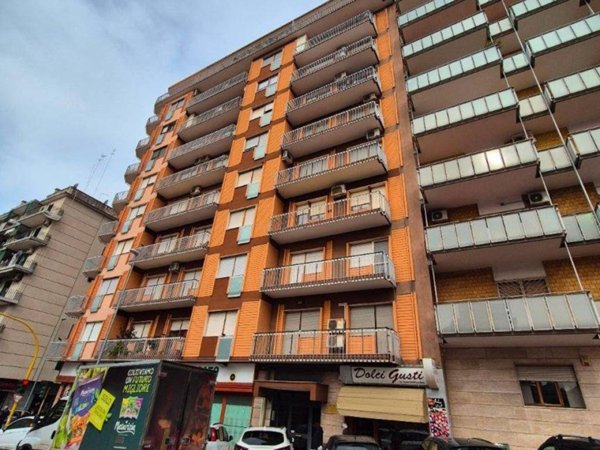 appartamento in vendita a Taranto in zona Tre Carrare-Battisti