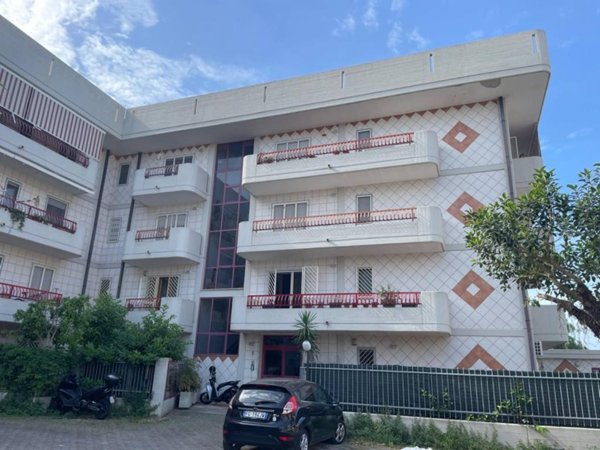 appartamento in vendita a Taranto in zona Solito-Corvisea