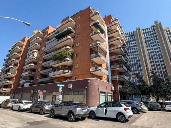 appartamento in vendita a Taranto in zona Italia-Montegranaro