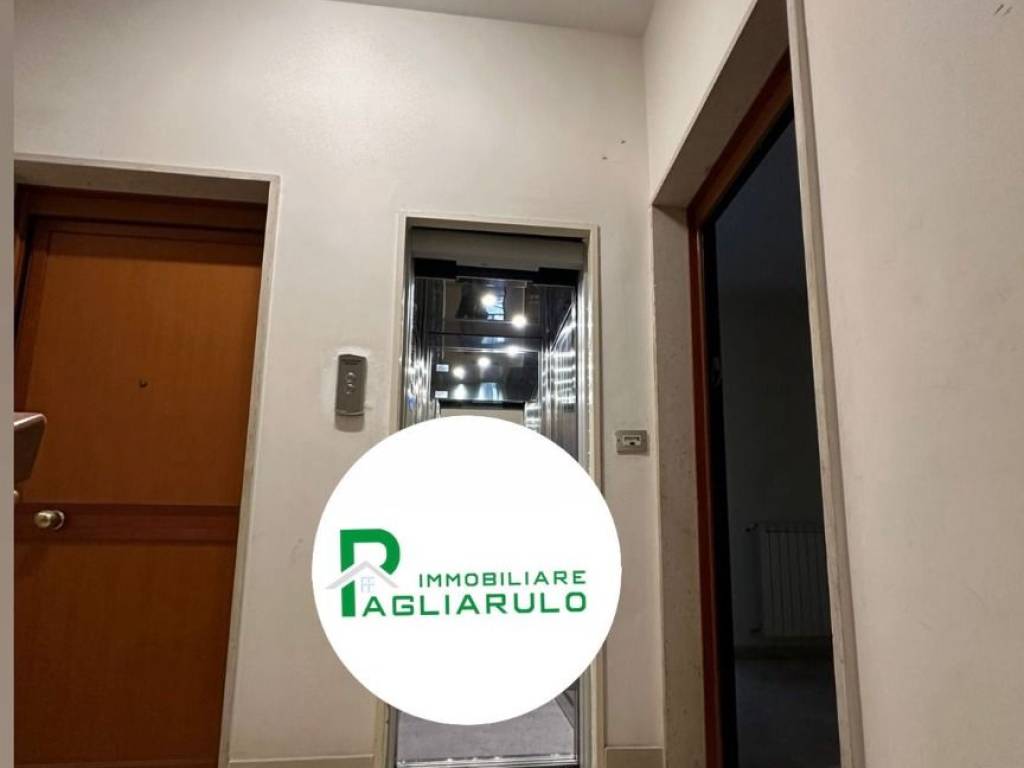 appartamento in vendita a Taranto in zona Borgo Antico