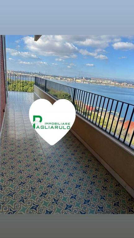 appartamento in vendita a Taranto in zona Borgo